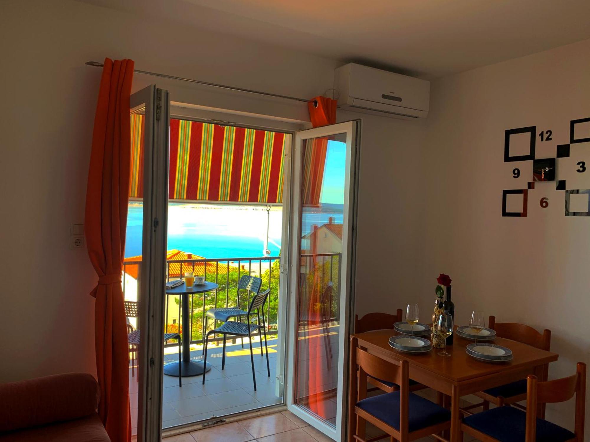 Apartments Julija Crikvenica Oda fotoğraf